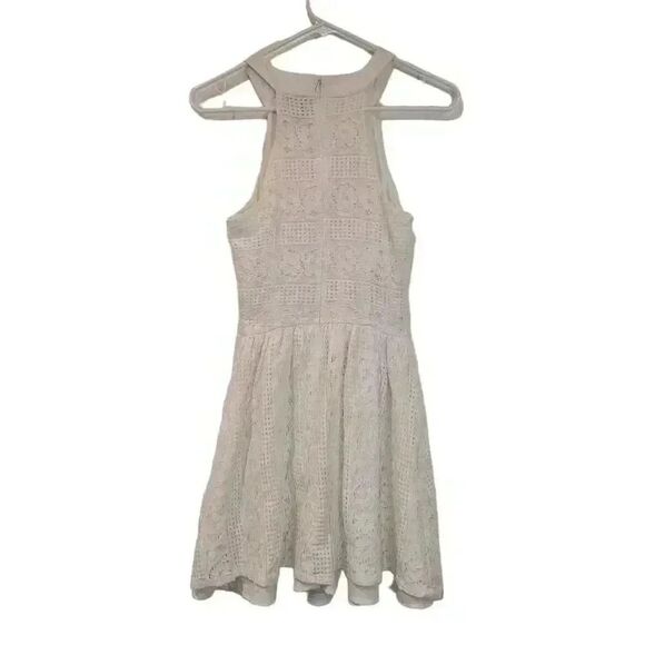 Aqua Women's Ivory Cotton/Lyocell/Poly Lined Lace Halter Dress - Picture 5 of 10